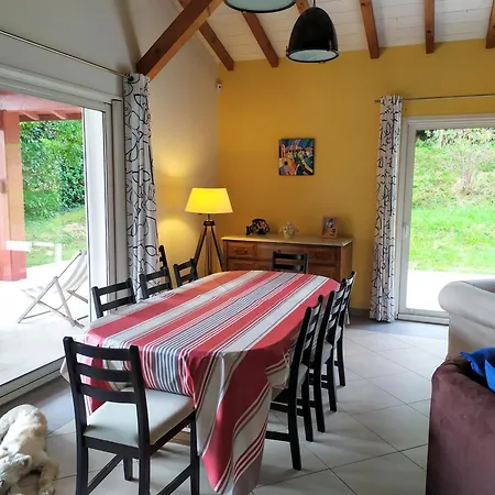 Xoko Gorri Bed & Breakfast *