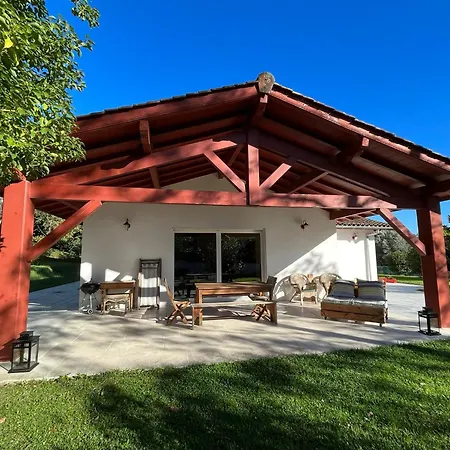 Xoko Gorri Bed & Breakfast Urrugne