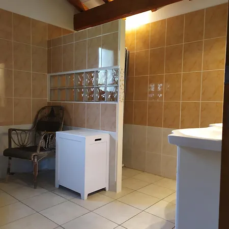 Xoko Gorri * Urrugne